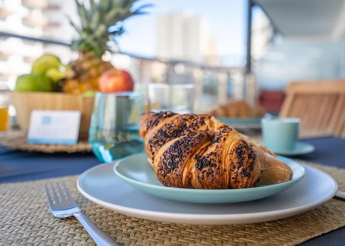 Sun & Pool Da Rocha Apartment