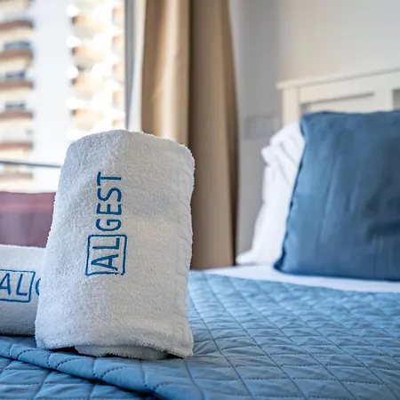 Sun & Pool Da Rocha ポルティマン